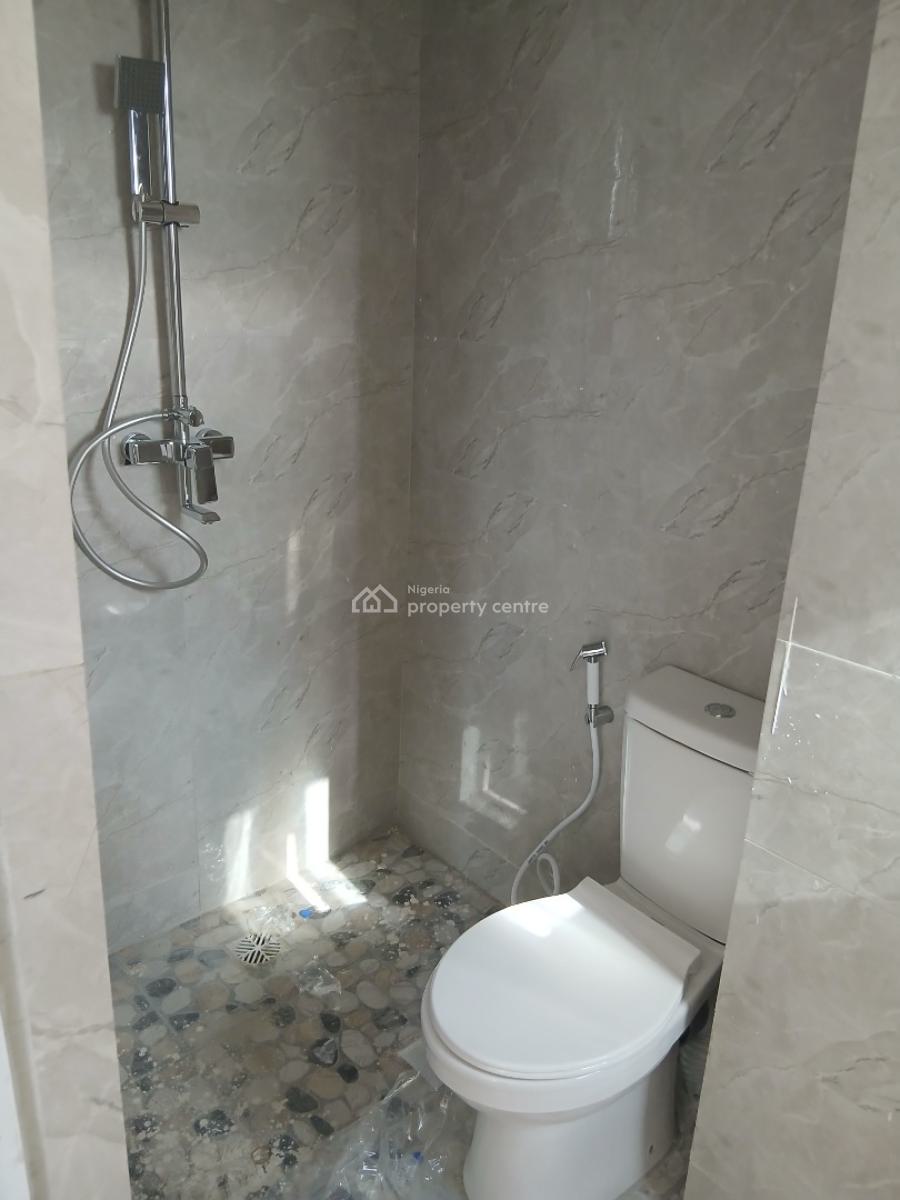 a Superb Newly Built 2 Bedroom Flat Ensuite, Off Herbert Macaulay Way, Yaba, Lagos, Flat / Apartment for Rent
