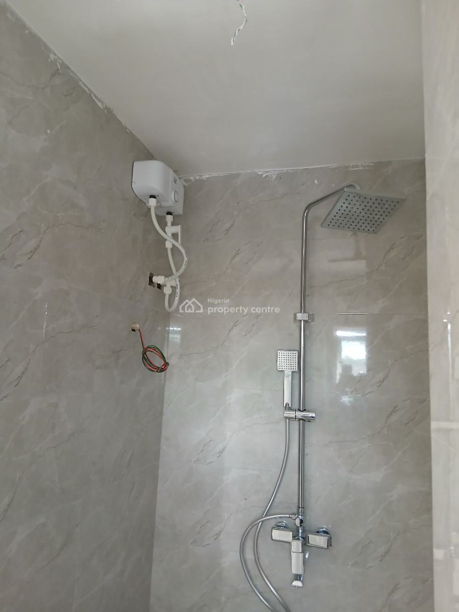 a Superb Newly Built 2 Bedroom Flat Ensuite, Off Herbert Macaulay Way, Yaba, Lagos, Flat / Apartment for Rent