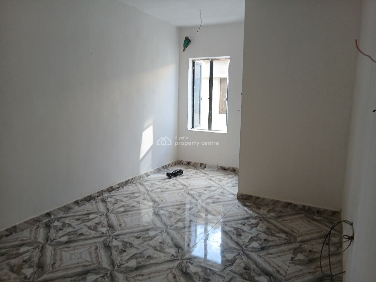 a Superb Newly Built 2 Bedroom Flat Ensuite, Off Herbert Macaulay Way, Yaba, Lagos, Flat / Apartment for Rent