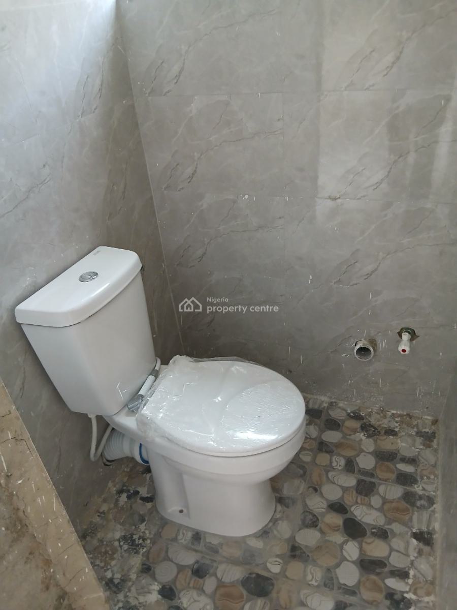 a Superb Newly Built 2 Bedroom Flat Ensuite, Off Herbert Macaulay Way, Yaba, Lagos, Flat / Apartment for Rent