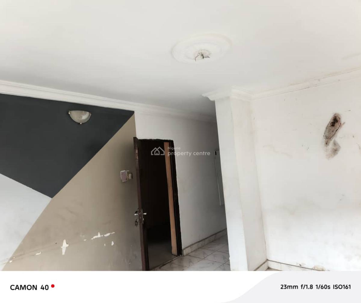 New Renovated 3 Bedroom Flat Apartment, Gra Phase 2, Magodo, Lagos, Flat / Apartment for Rent