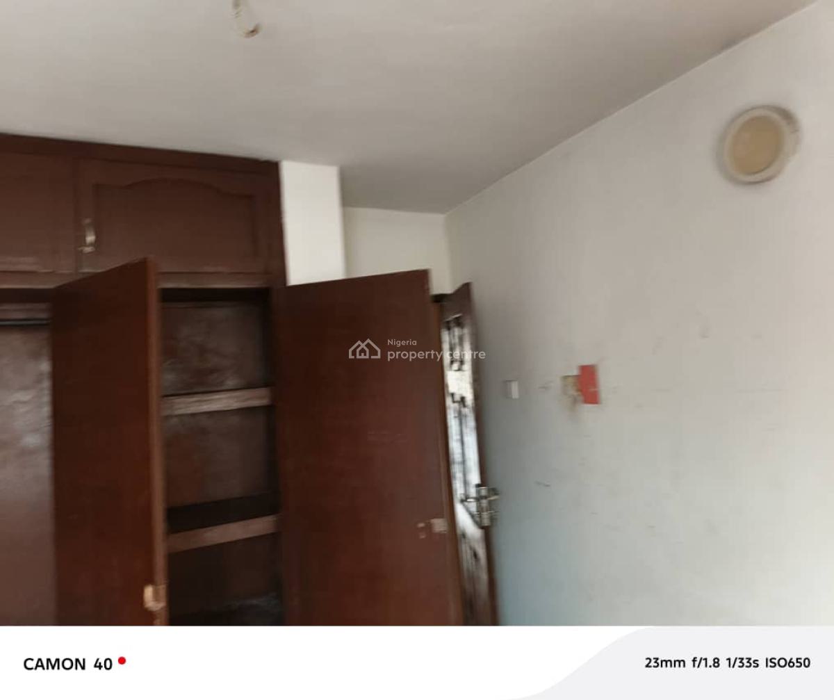 New Renovated 3 Bedroom Flat Apartment, Gra Phase 2, Magodo, Lagos, Flat / Apartment for Rent