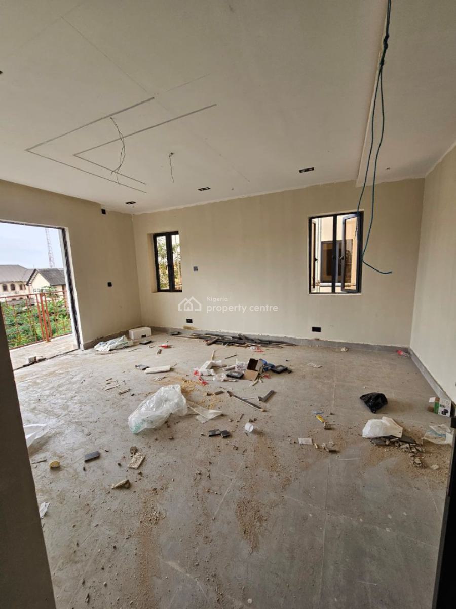 Grandeur 4 Bedroom Terraced Duplex with a Room Bq, Obanikoro, Shomolu, Lagos, Terraced Duplex for Sale