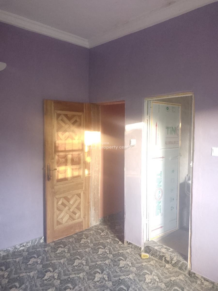 Massive Mini Flat Upstairs, Eleko Junction Ibeju-lekki Lagos State Nigeria, Eleko, Ibeju Lekki, Lagos, Mini Flat (room and Parlour) for Rent