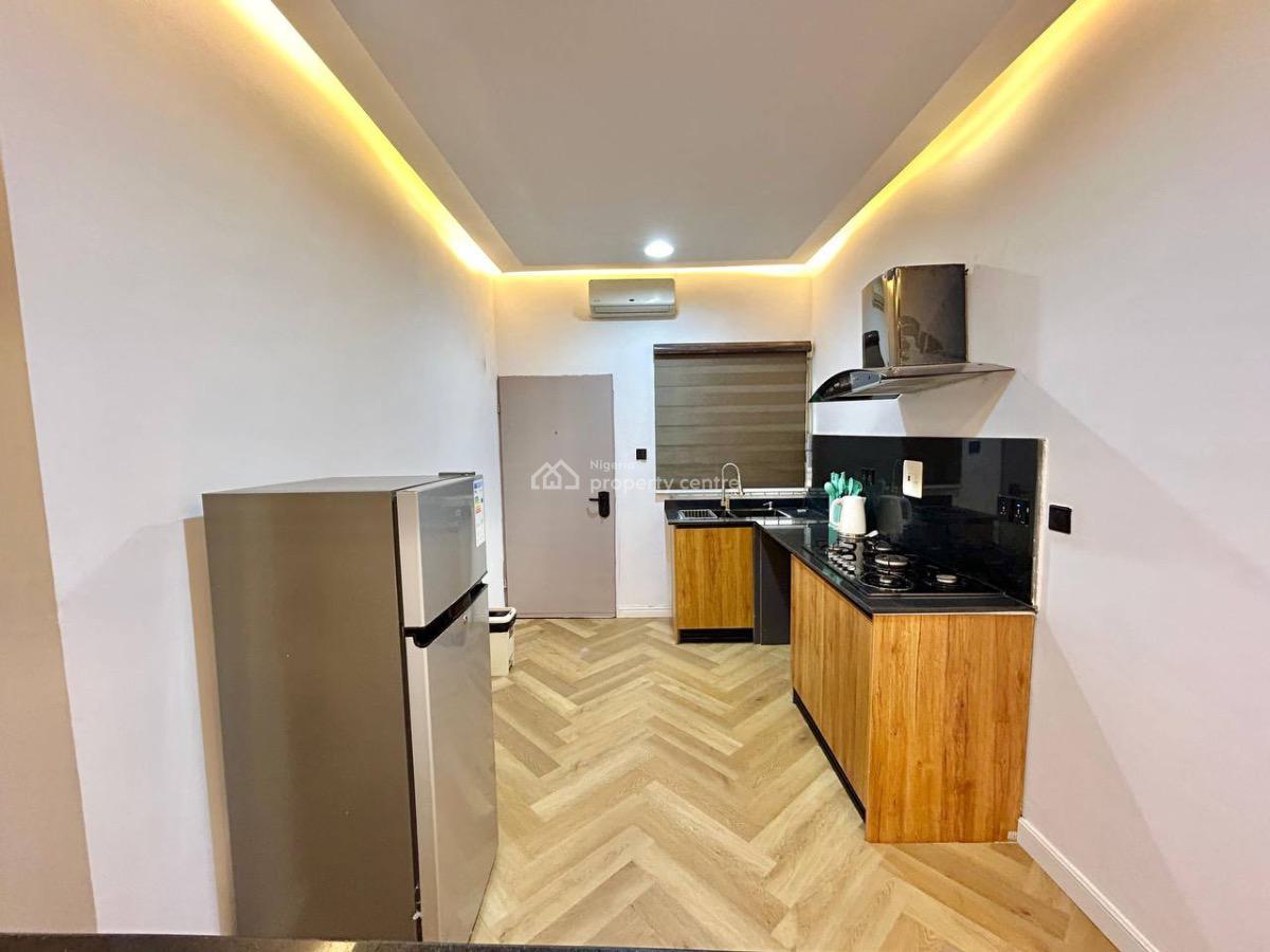 Cincinnati 2 Bedroom with Private Cinema, Admiralty Way, Lekki Phase 1, Lekki, Lagos, Flat / Apartment Short Let
