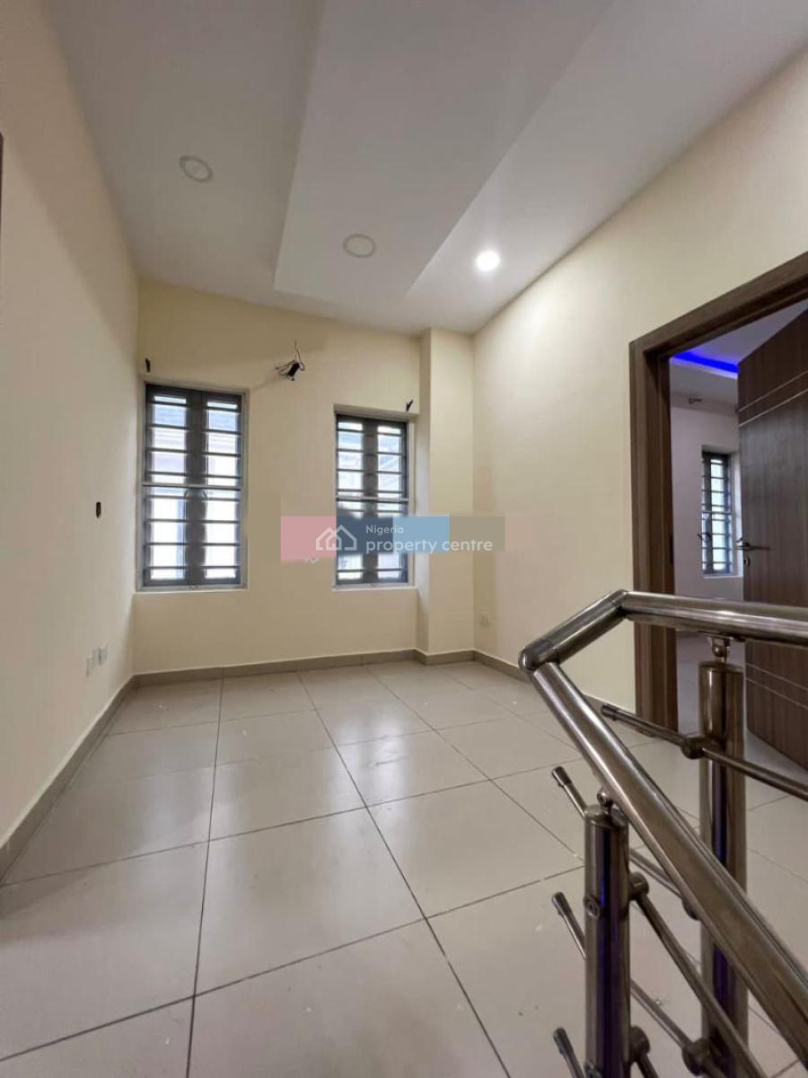 4 Bedroom Spacious House in a Serene & Flood Free Estate, Chevron, Lekki, Lagos, Semi-detached Duplex for Rent