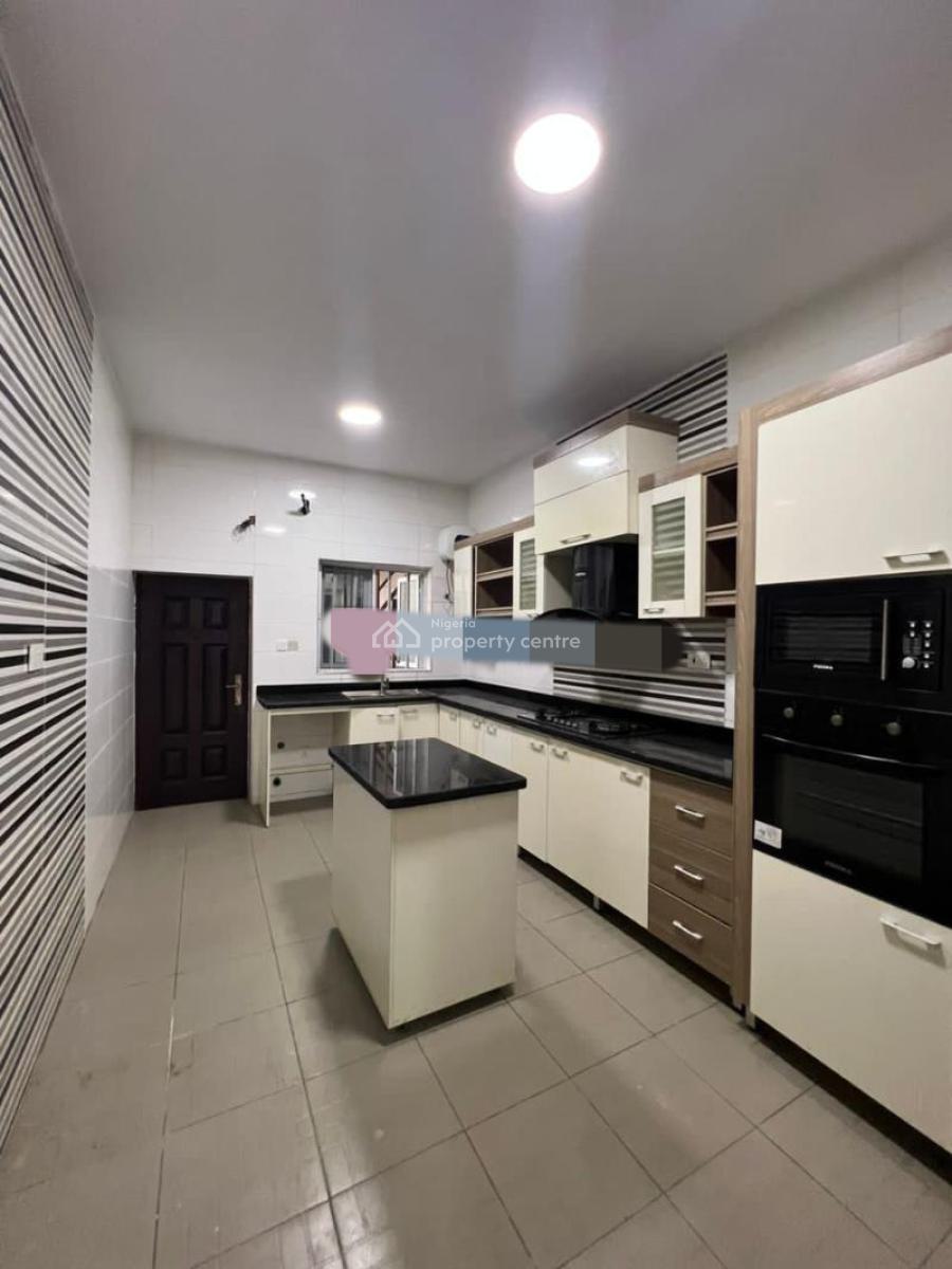 4 Bedroom Spacious House in a Serene & Flood Free Estate, Chevron, Lekki, Lagos, Semi-detached Duplex for Rent