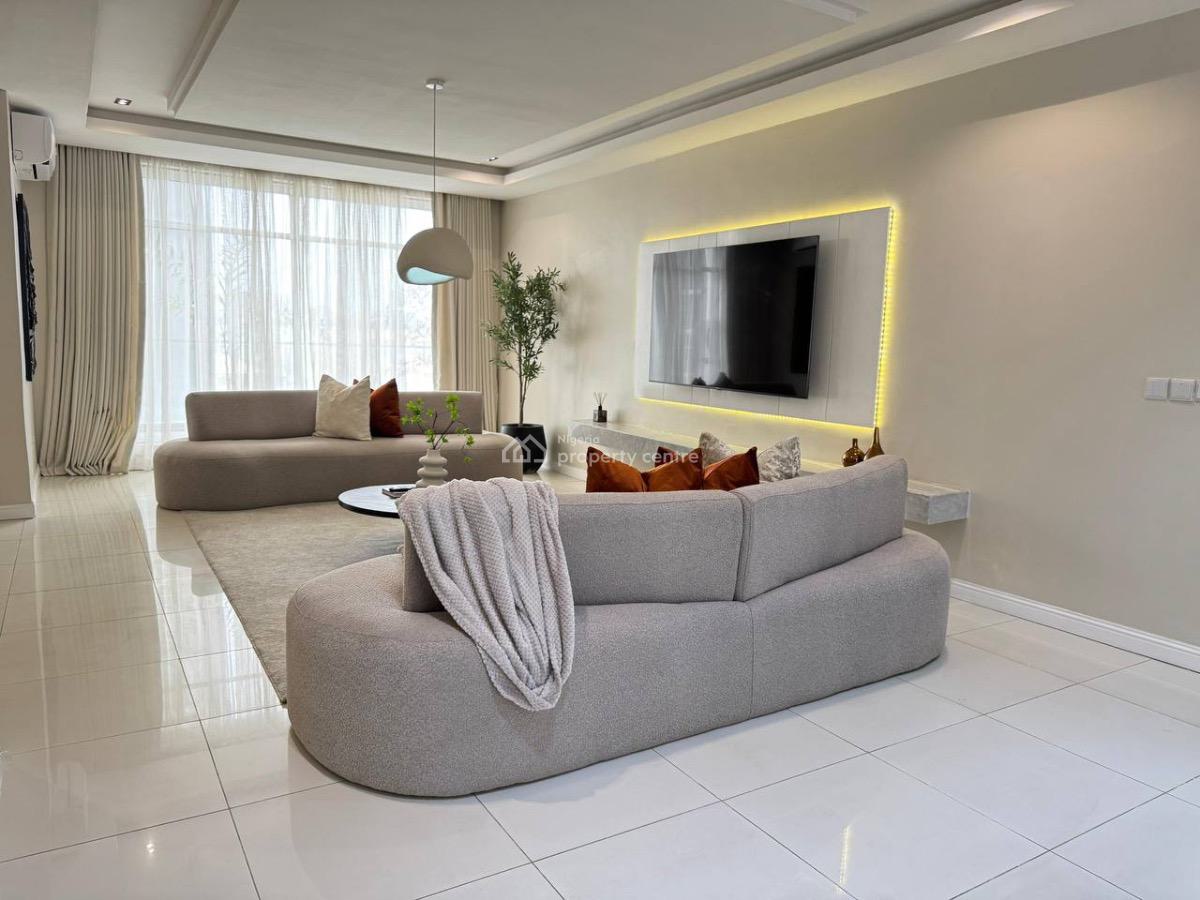 Spacious 3 Bedroom Apartment with Swimming Pool., Oniru, Victoria Island (vi), Lagos, Flat / Apartment Short Let