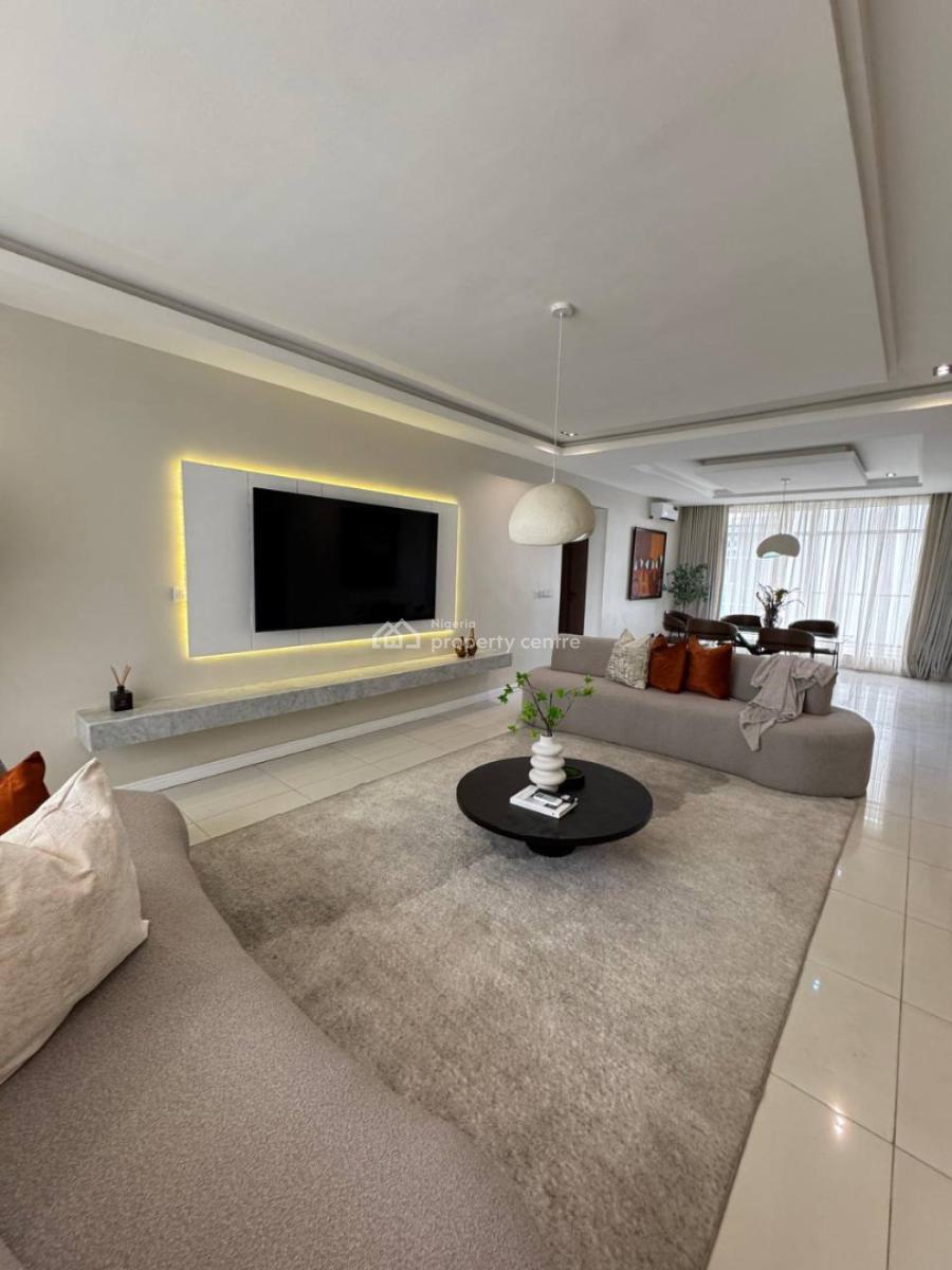 Spacious 3 Bedroom Apartment with Swimming Pool., Oniru, Victoria Island (vi), Lagos, Flat / Apartment Short Let
