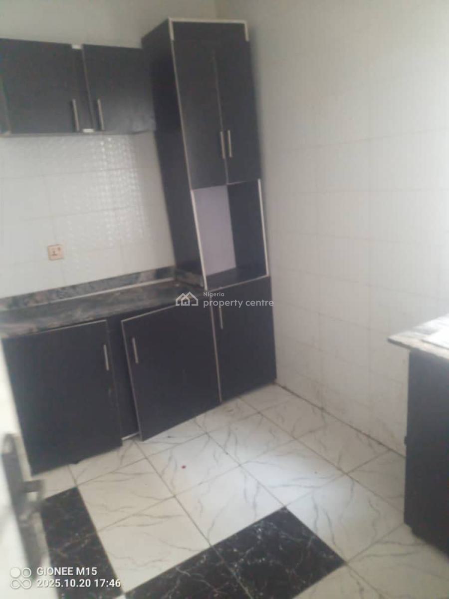 Serviced 2 Bedroom Apartment, Off Shoprite Road, Osapa, Lekki, Lagos, Flat / Apartment for Rent