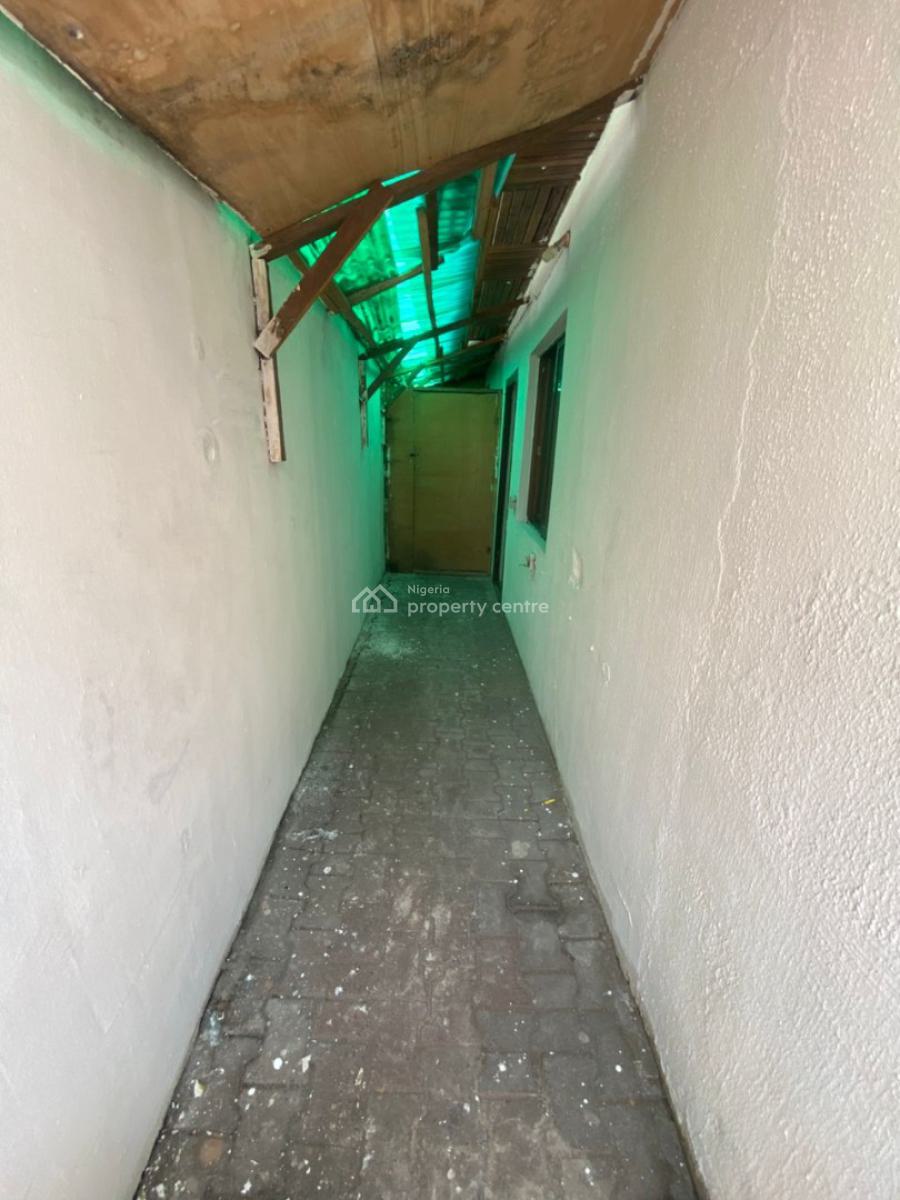 Standard and Luxurious Mini Flat Bq, Lekki Phase 1, Lekki, Lagos, Mini Flat (room and Parlour) for Rent