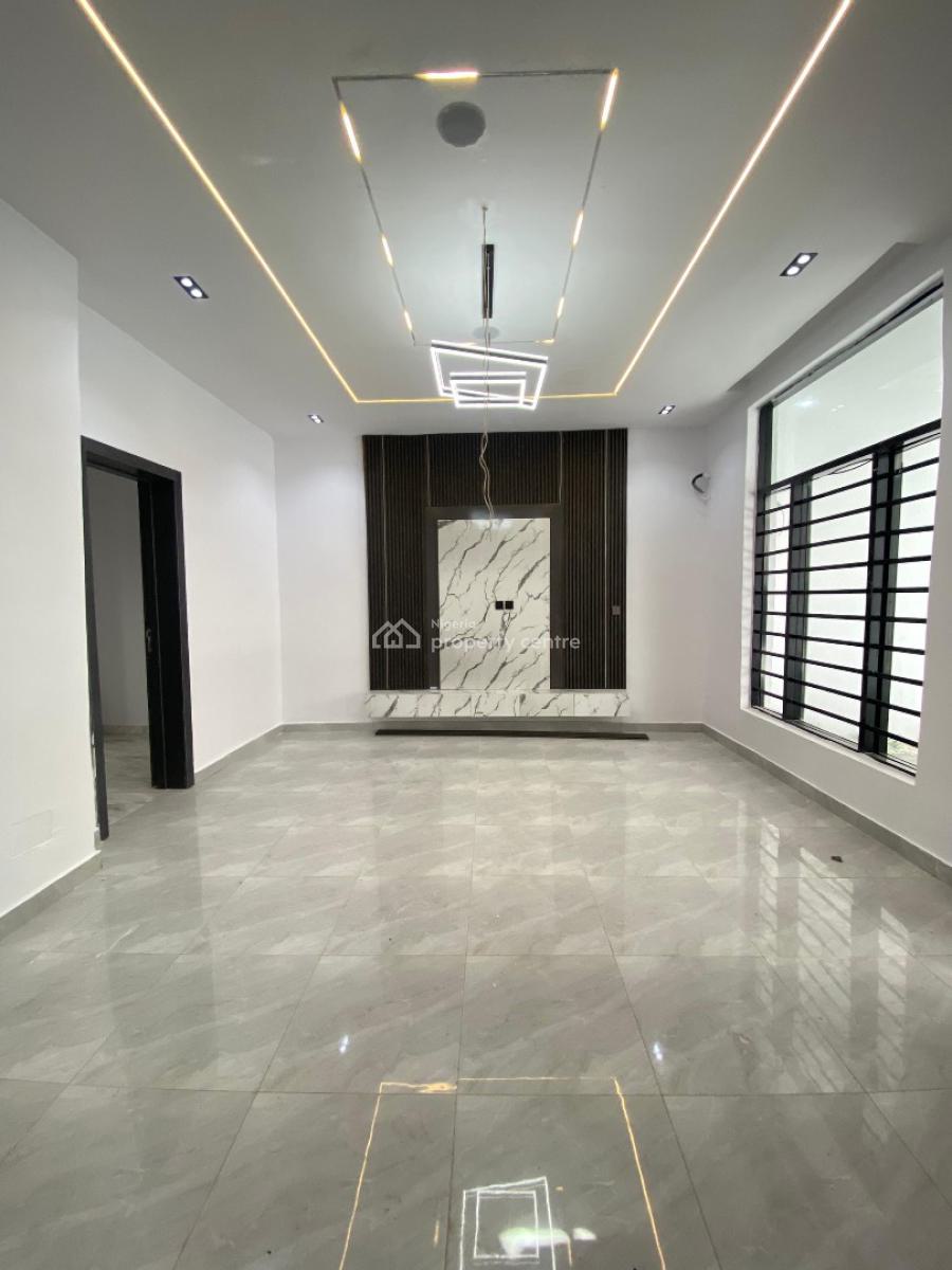 4 Bedroom Terrace Duplex with a Room Bq, Ikota, Lekki, Lagos, Terraced Duplex for Sale