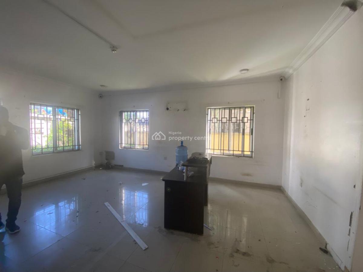 Spacious 4 Bedrooms Detached Duplex with Bq, Lekki Phase 1, Lekki, Lagos, Detached Duplex for Rent
