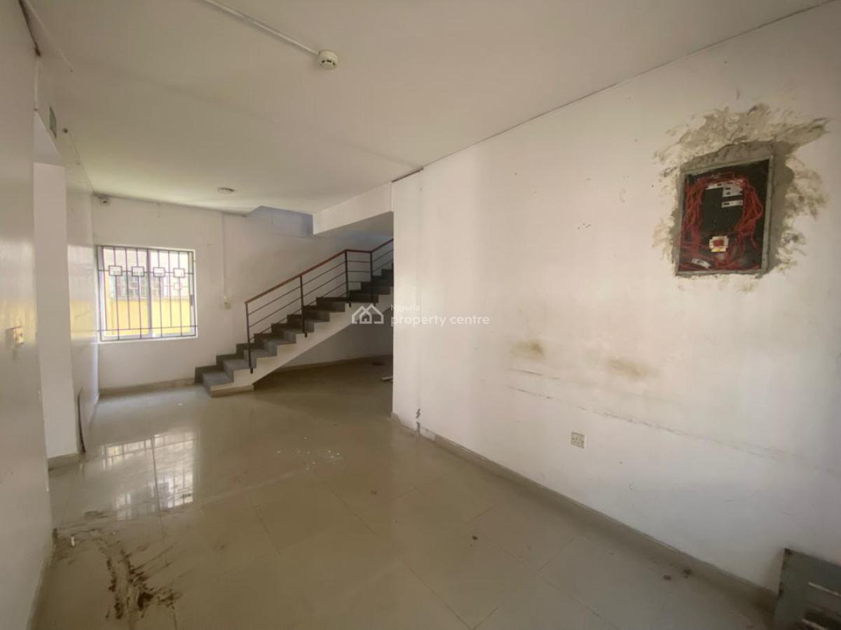 Spacious 4 Bedrooms Detached Duplex with Bq, Lekki Phase 1, Lekki, Lagos, Detached Duplex for Rent