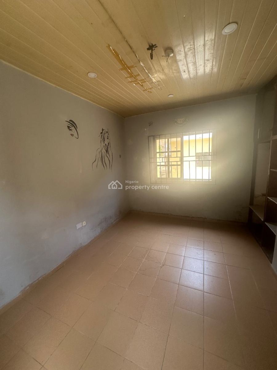 Standard One Bedroom Apartment in a Decent Environment, 6th Avenue, Gwarinpa, Abuja, Mini Flat (room and Parlour) for Sale