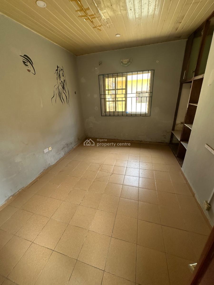 Standard One Bedroom Apartment in a Decent Environment, 6th Avenue, Gwarinpa, Abuja, Mini Flat (room and Parlour) for Sale