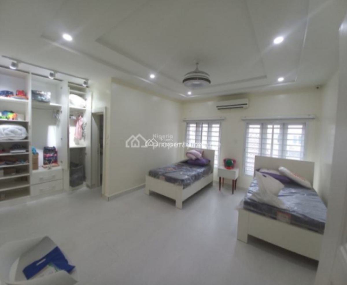 3 Bedroom Duplex with Bq in a Cool Estate, Asokoro District, Abuja, Terraced Duplex for Rent
