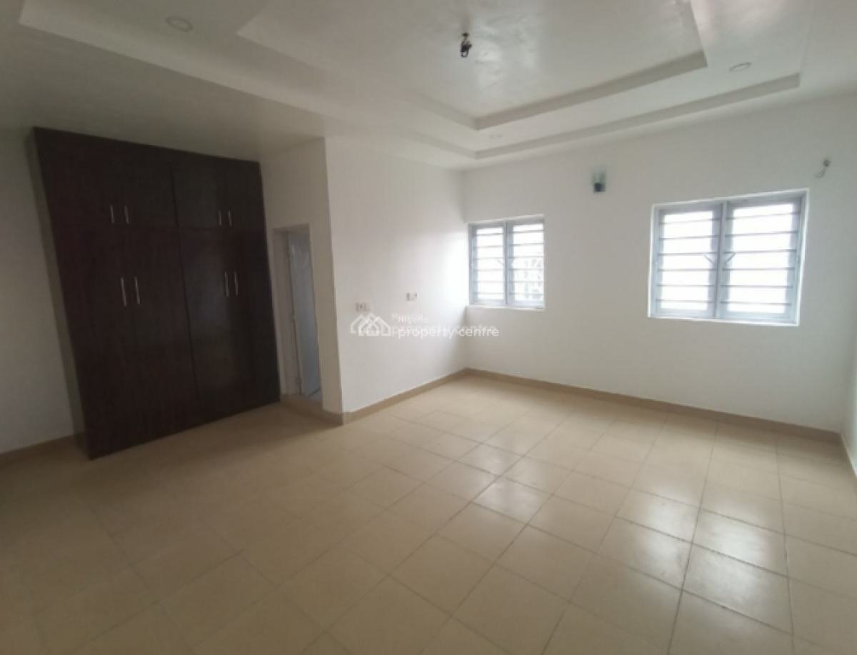 3 Bedroom Duplex with Bq in a Cool Estate, Asokoro District, Abuja, Terraced Duplex for Rent