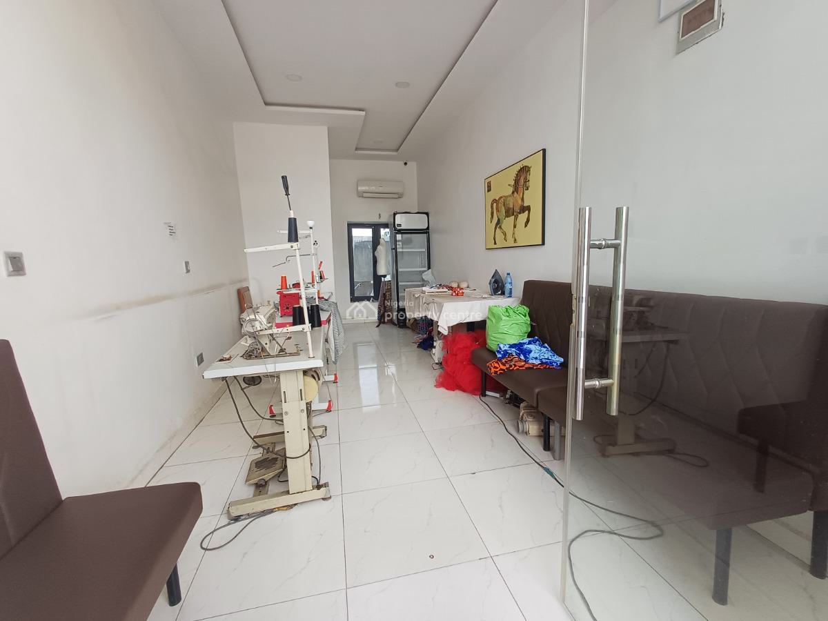 25sqm Shop / Office Space on The Ground Floor, Wuye, Abuja, Office Space for Rent