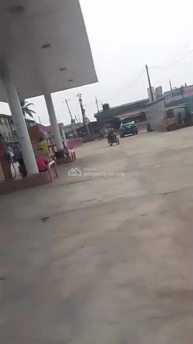 Filling Station, Office, Beside  Ojb Plaza Along  Ikotun, Ijegun Road, Along  Ikotun, Ijegun Road Alimosho Lagos, Ikotun, Lagos, Filling Station for Sale