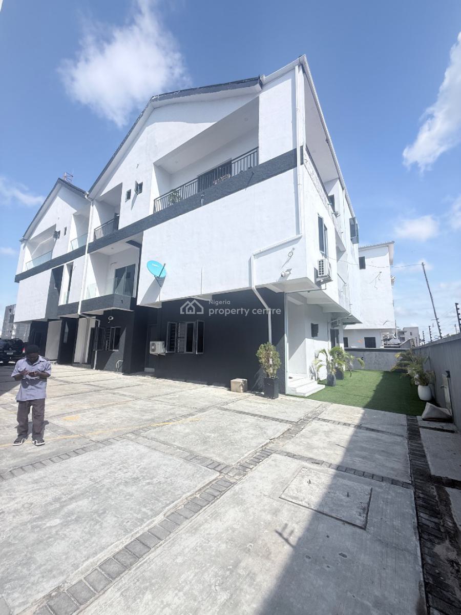 Elegant 3 Bedroom Maisonette with Bq, Ikate Elegushi, Lekki, Lagos, Flat / Apartment for Sale