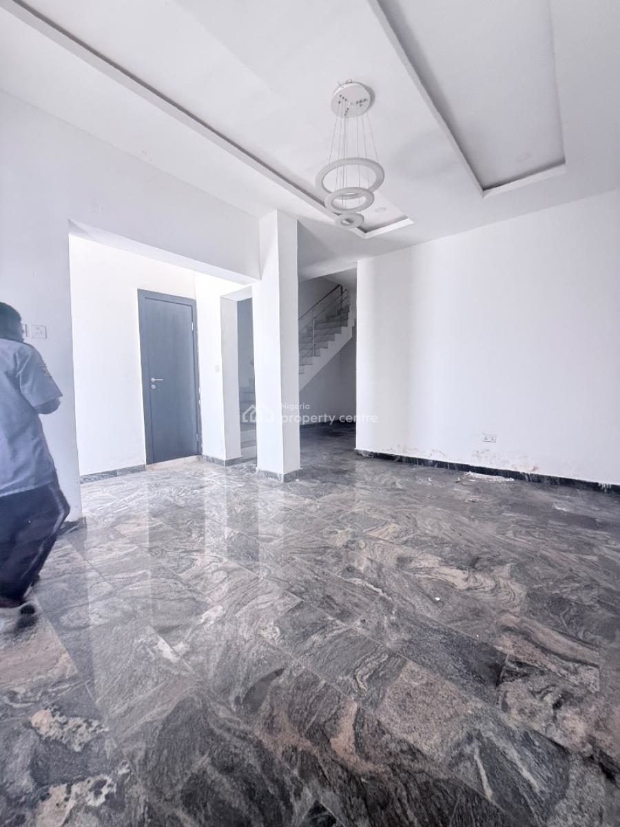 Elegant 3 Bedroom Maisonette with Bq, Ikate Elegushi, Lekki, Lagos, Flat / Apartment for Sale