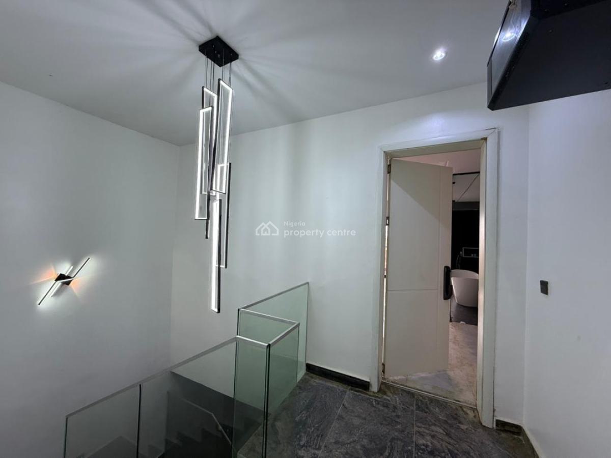 a Well Built 4 Bedroom Terrace Townhouse with Bq., Jahi, Abuja, Terraced Duplex for Rent