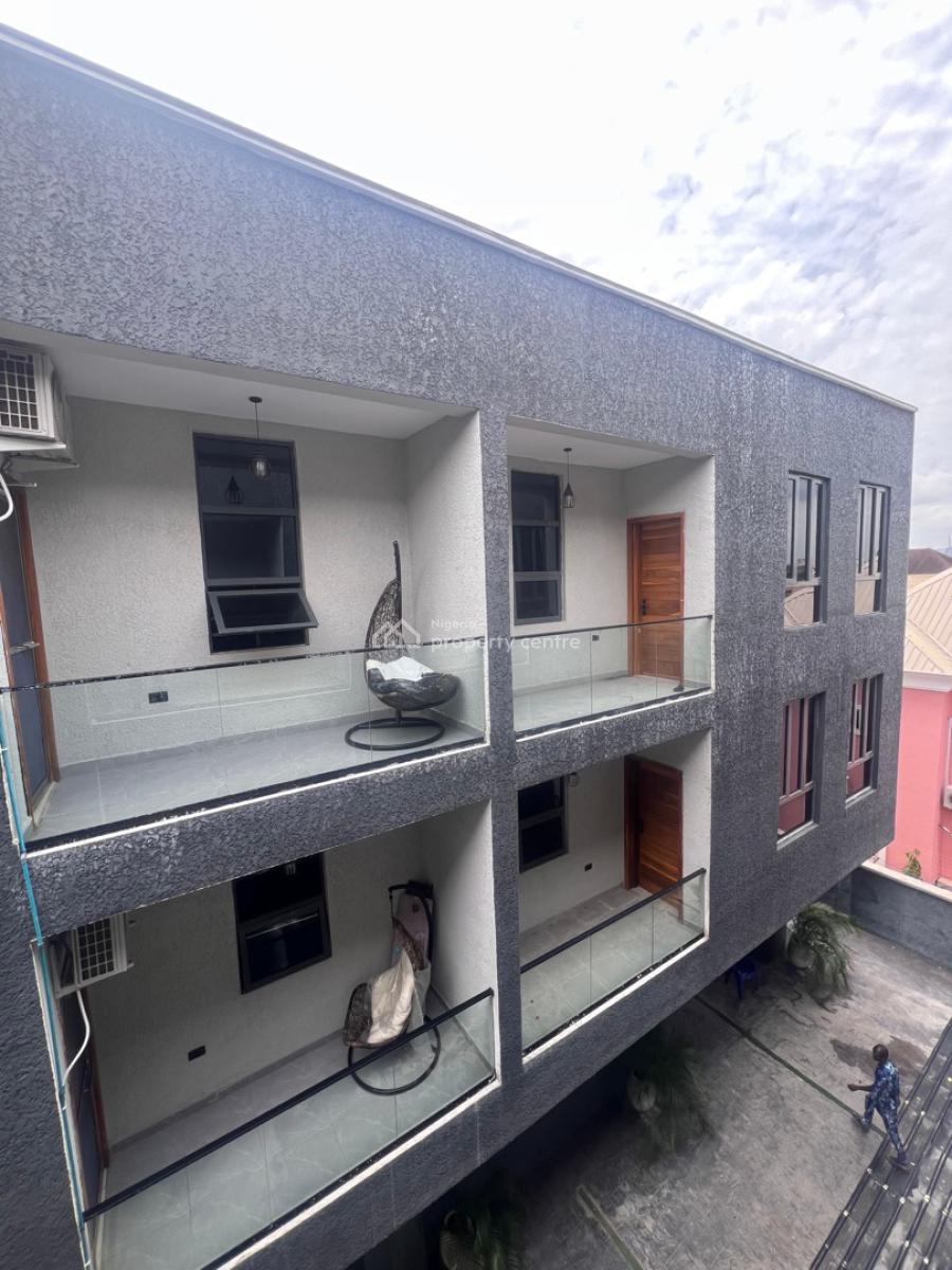 Luxurious 4 Bedroom Terrace Duplex Available, Lekki Phase 1, Lekki, Lagos, Terraced Duplex for Sale