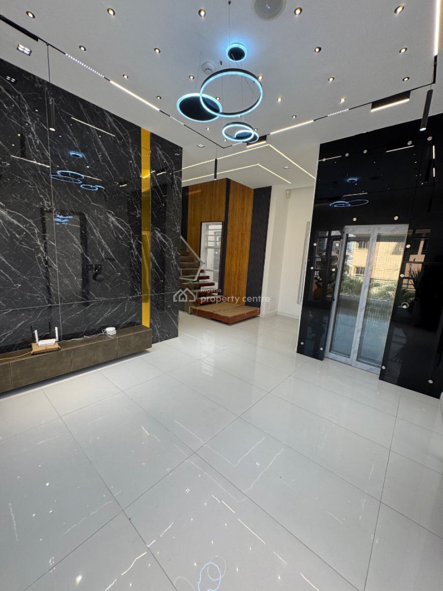 Spacious 5 Bedroom Fully Detached House with Pool, Lekki Phase 1, Lekki, Lagos, Detached Duplex for Sale