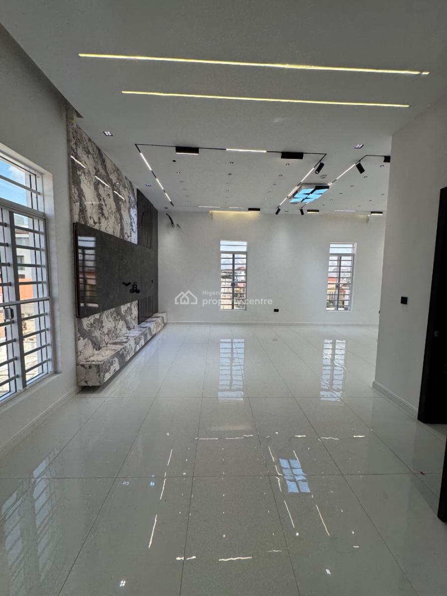Spacious 5 Bedroom Fully Detached House with Pool, Lekki Phase 1, Lekki, Lagos, Detached Duplex for Sale