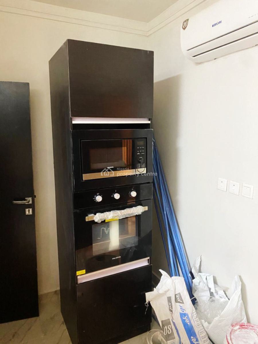 Turnkey Elegance: Fully Furnished 2 Bedroom Apartment with Pool & Elevator, Oniru, Victoria Island (vi), Lagos, Block of Flats for Sale