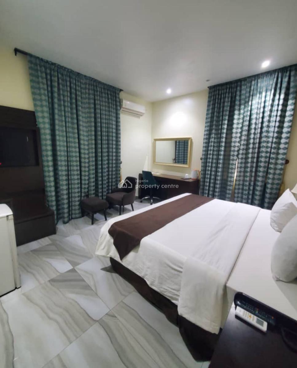 a 82 Rooms Functional Hotel in Lekki Phase 1 Lagos., Lekki Phase 1, Lekki Phase 1, Lekki, Lagos, Hotel / Guest House for Sale