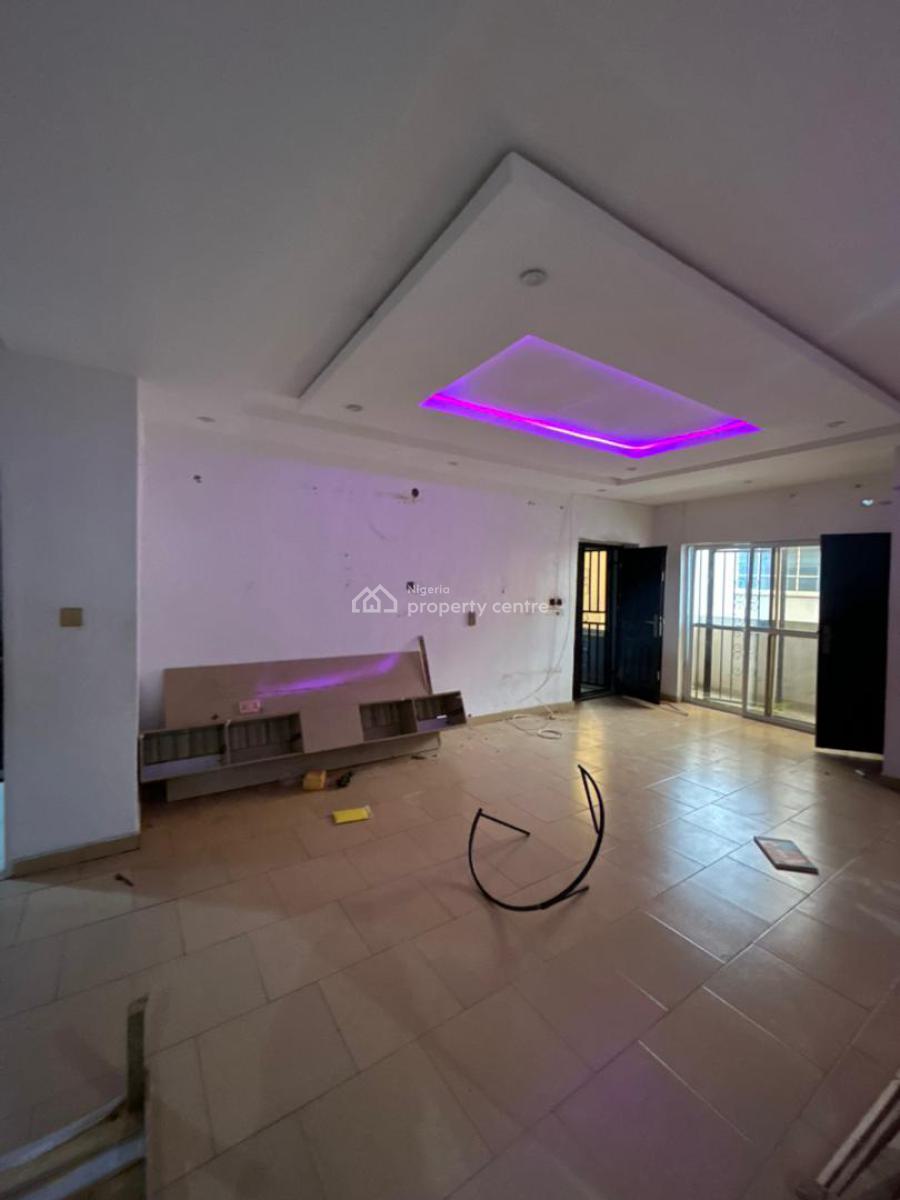 Luxury and Very Spacious 3 Bedrooms Apartment with Bq (top Floor), Ketu, Lagos, Flat / Apartment for Rent