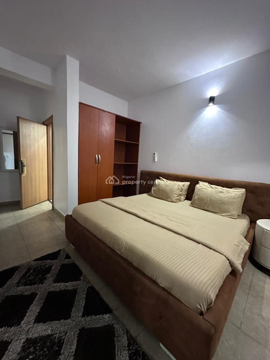 Furnished 3 Bedroom Flat Upstairs, Prime Water Garden, Lekki Phase 1, Lekki, Lagos, Flat / Apartment for Rent