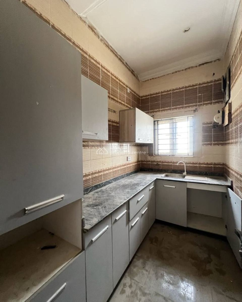 Well Maintained Spacious 2 Bedrooms Apartment, Ikate, Lekki, Lagos, Flat / Apartment for Rent