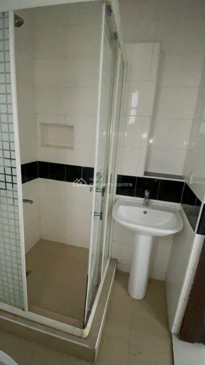 Luxury 3 Bedroom, Off Admiralty Way, Lekki Phase 1, Lekki, Lagos, Flat / Apartment for Rent