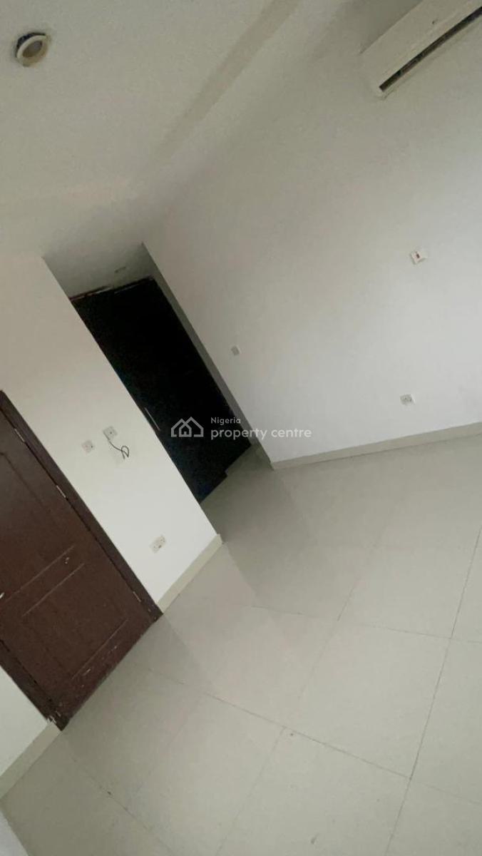 Luxury 3 Bedroom, Off Admiralty Way, Lekki Phase 1, Lekki, Lagos, Flat / Apartment for Rent