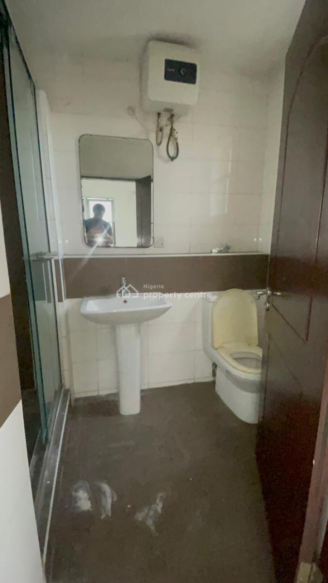 Luxury 3 Bedroom, Off Admiralty Way, Lekki Phase 1, Lekki, Lagos, Flat / Apartment for Rent