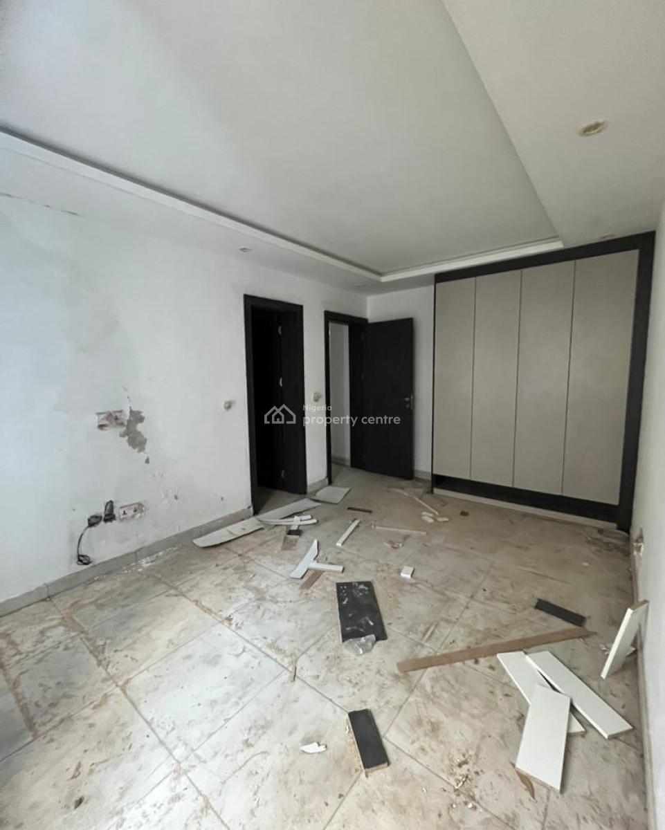 Lovely 2 Bedroom Apartment, Victoria Island, Victoria Island (vi), Lagos, Block of Flats for Sale