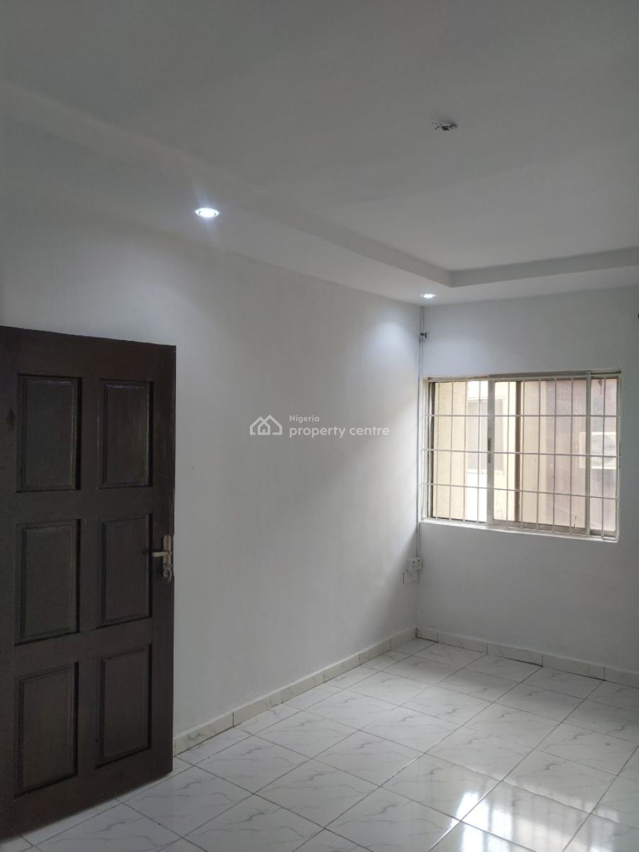 1 Bedroom Mini Flat, Omole Phase 2, Ikeja, Lagos, Mini Flat (room and Parlour) for Rent