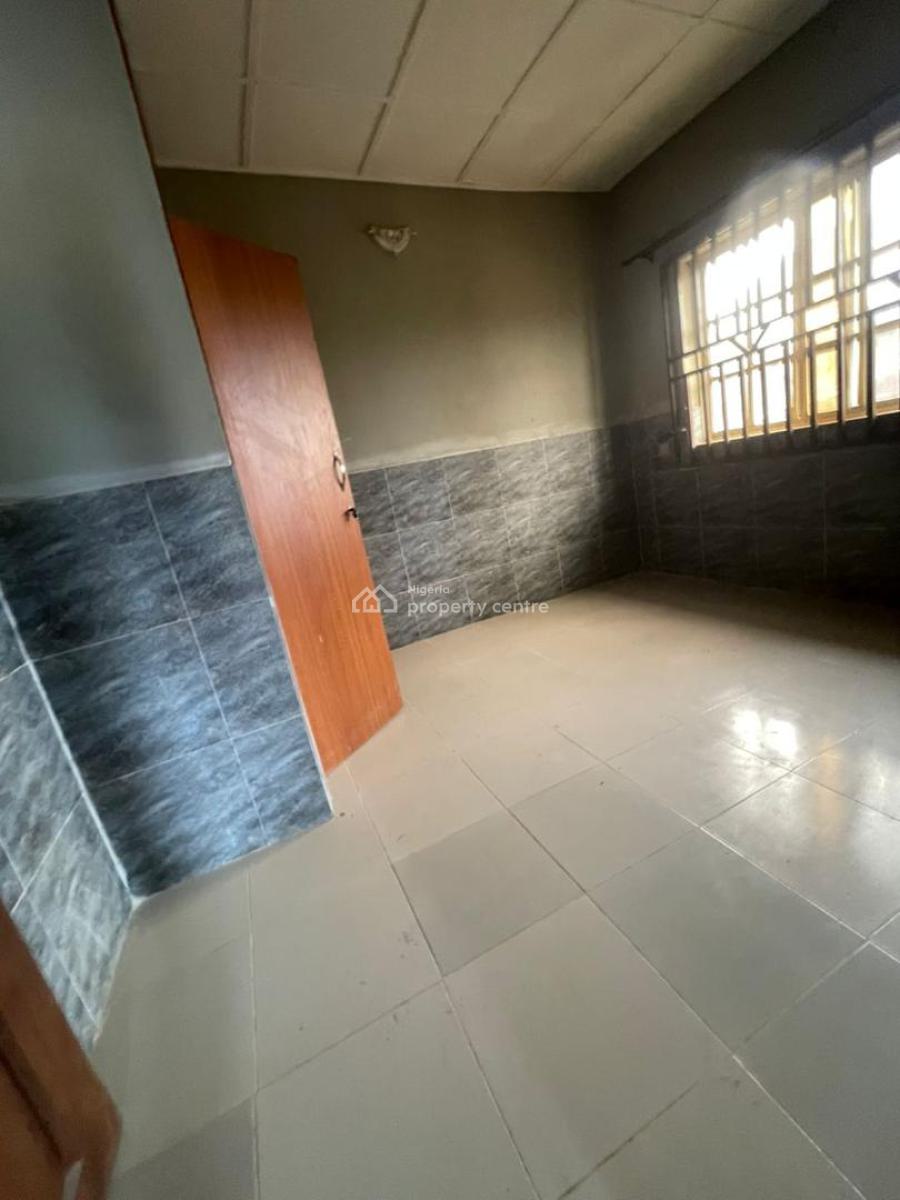 4 Bedroom Bungalow with 2 Bedroom Bq, Elewuro Area Akobo, Ibadan, Oyo, Detached Bungalow for Sale