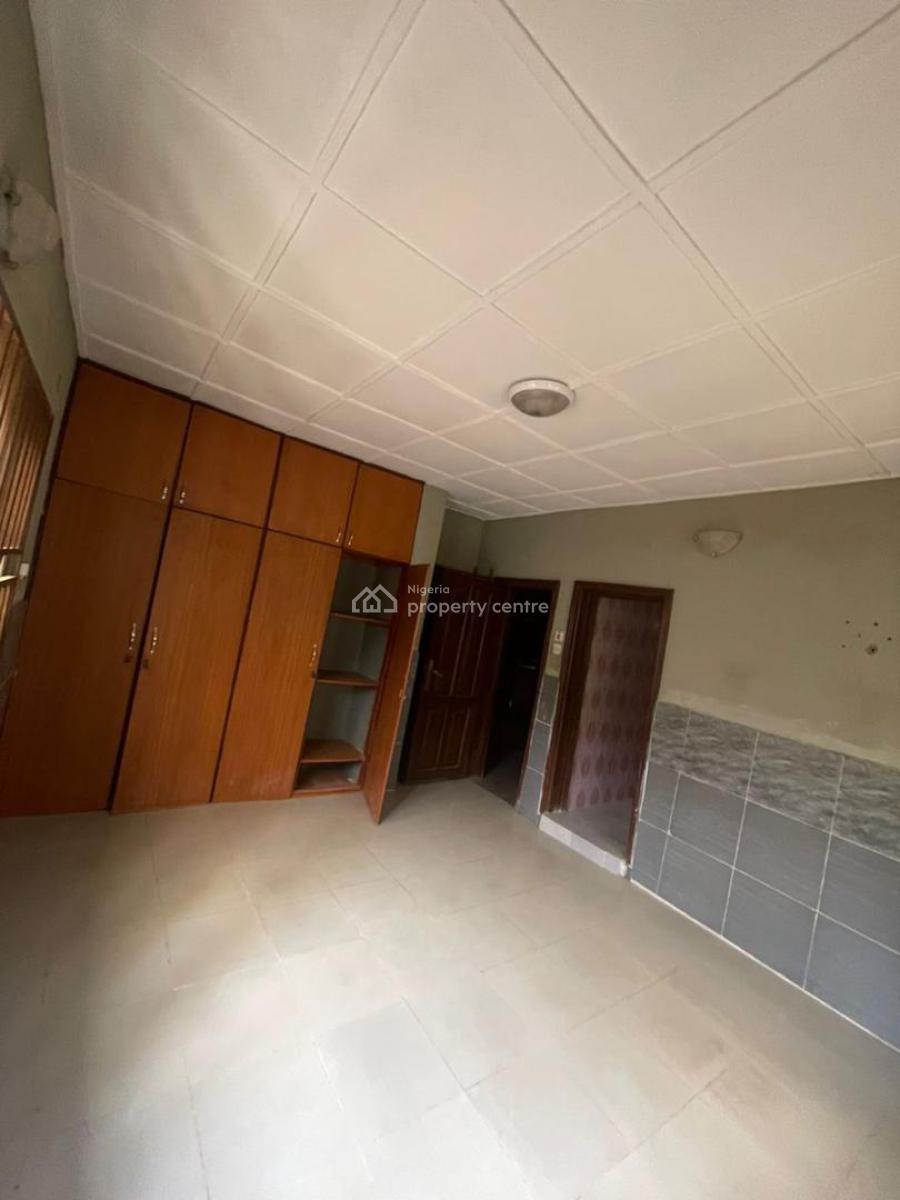 4 Bedroom Bungalow with 2 Bedroom Bq, Elewuro Area Akobo, Ibadan, Oyo, Detached Bungalow for Sale