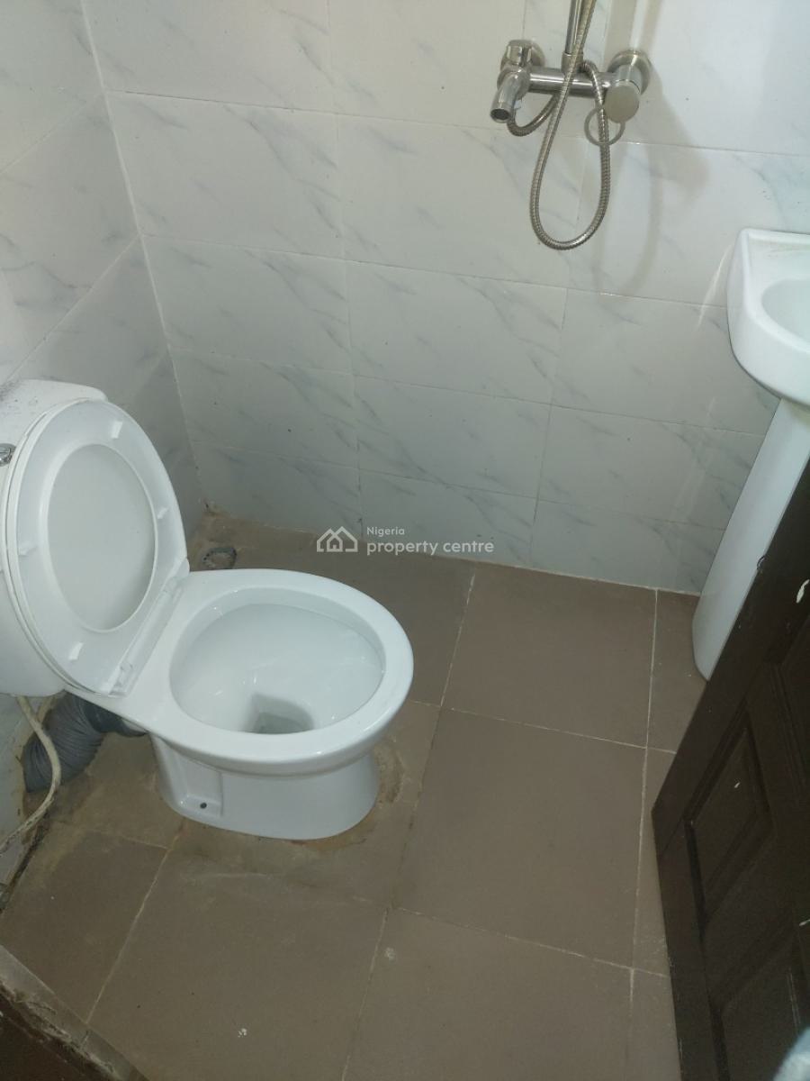 1 Bedroom Mini Flat, Gra Phase 1, Magodo, Lagos, Mini Flat (room and Parlour) for Rent