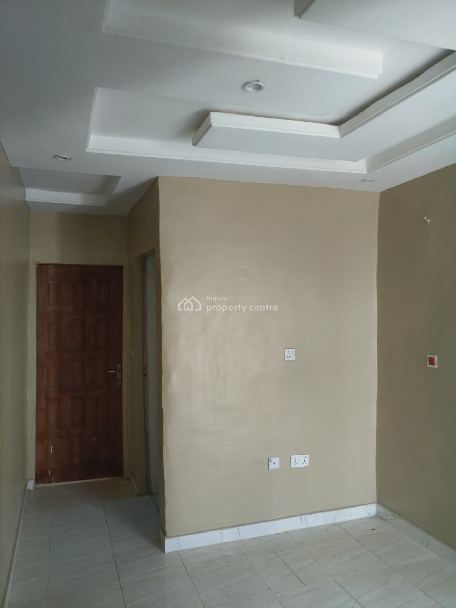 1 Bedroom Mini Flat, Gra Phase 1, Magodo, Lagos, Mini Flat (room and Parlour) for Rent
