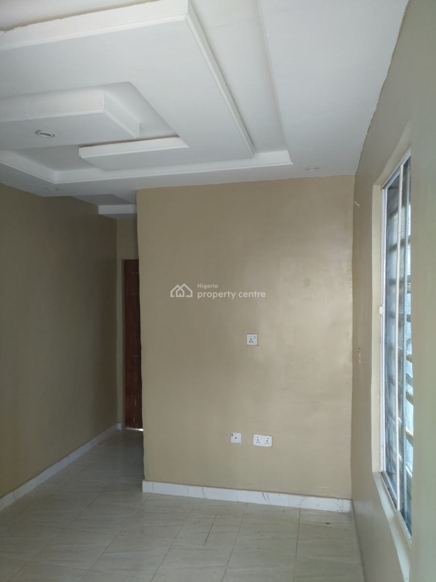 1 Bedroom Mini Flat, Gra Phase 1, Magodo, Lagos, Mini Flat (room and Parlour) for Rent