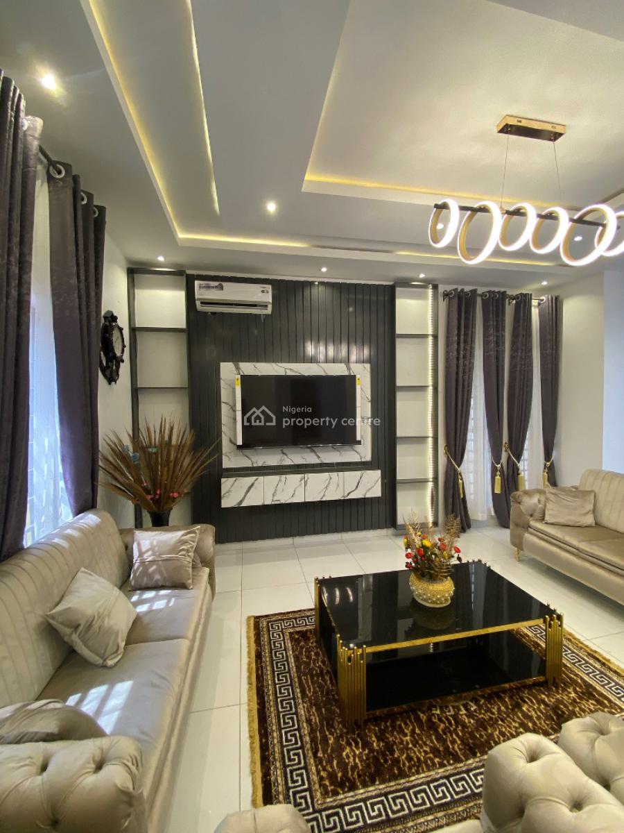 Casmir Exquisite 4 Bedroom Duplex with 2 Parlors (separate), New Haven, Enugu, Enugu, Flat / Apartment Short Let