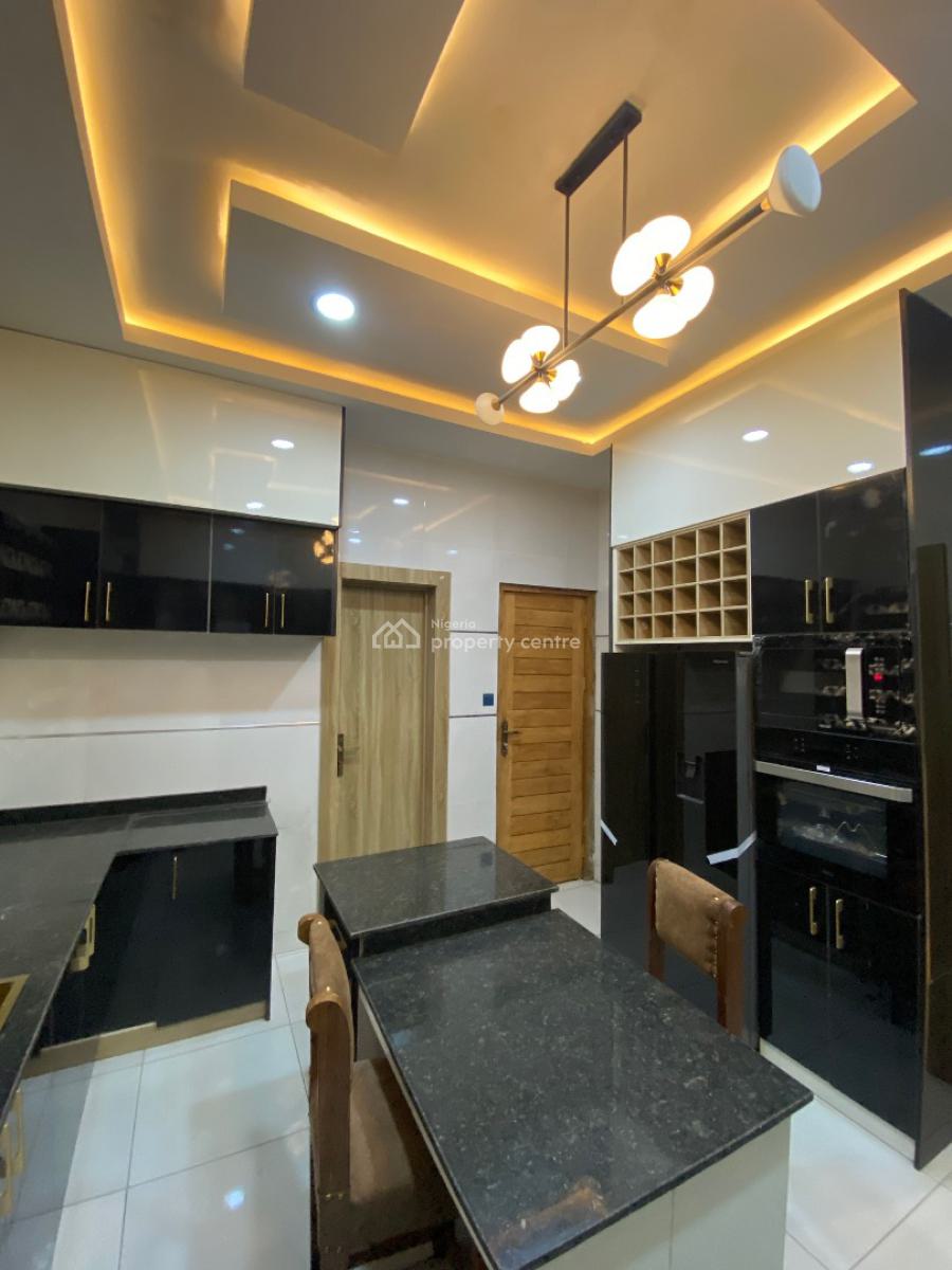 Casmir Exquisite 4 Bedroom Duplex with 2 Parlors (separate), New Haven, Enugu, Enugu, Flat / Apartment Short Let