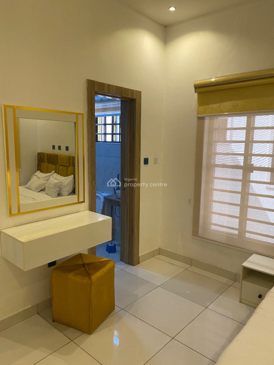 Casmir Exquisite 4 Bedroom Duplex with 2 Parlors (separate), New Haven, Enugu, Enugu, Flat / Apartment Short Let