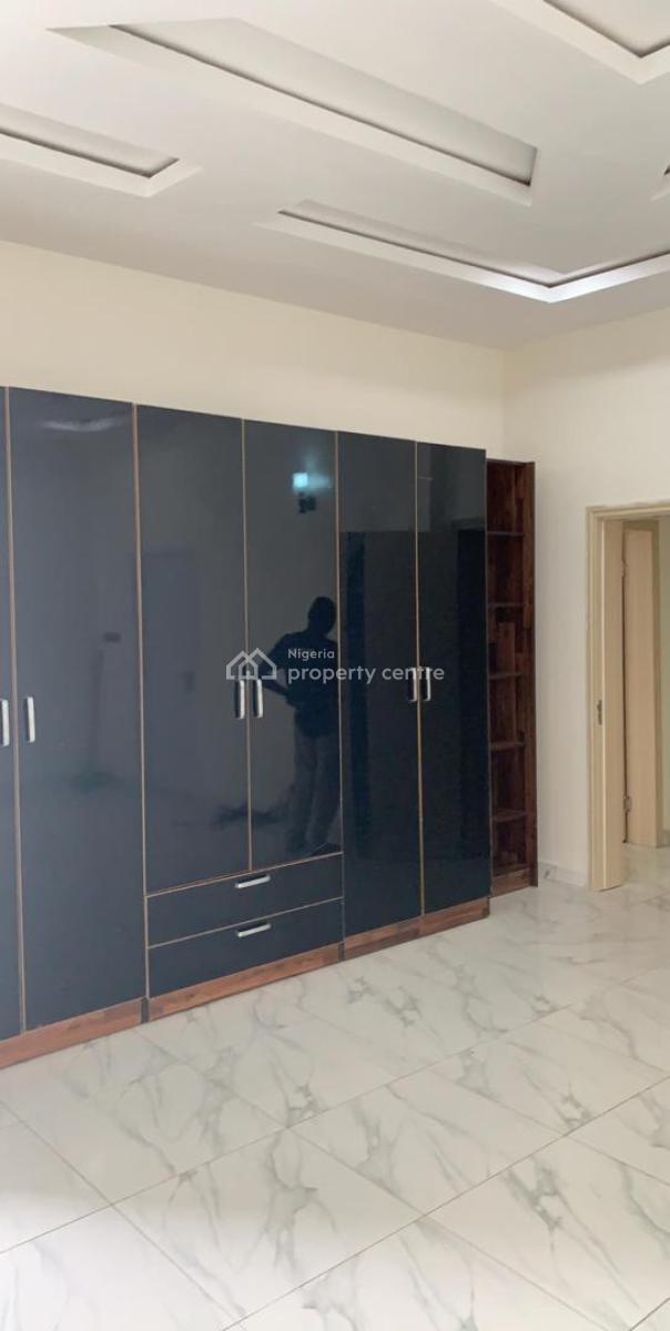 Well Maintained Spacious 5 Bedroom Duplex with Bq, Conservation Area, Chevron, Lekki, Lagos, Detached Duplex for Sale