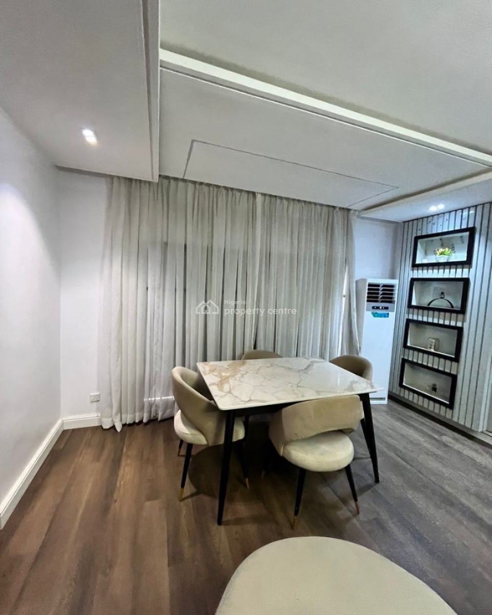 Lovely 2 Bedroom Apartment with Bq, Lekki Phase 1, Lekki Phase 1, Lekki, Lagos, Block of Flats for Sale